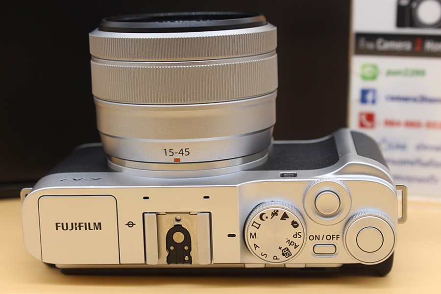 ขาย Fuji X-A7 + lens 15-45mm(Silver Argent) อดีตประกันศูนย์ สภาพสวยใหม่ เมนูไทย จอติดฟิล์มแล้ว อุปกรณ์ครบกล่อง   อุปกรณ์และรายละเอียดของสินค้า 1.Body X-A7 